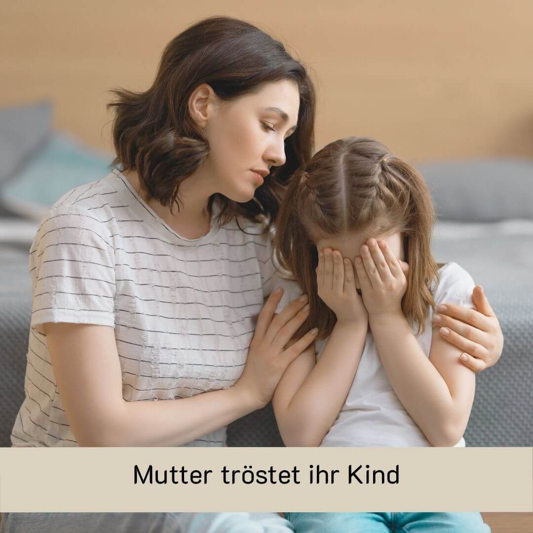 Fehler bei Trennungen Mutter tröstet ihr Kind Stark nach Trennung Claudia Kielmann
