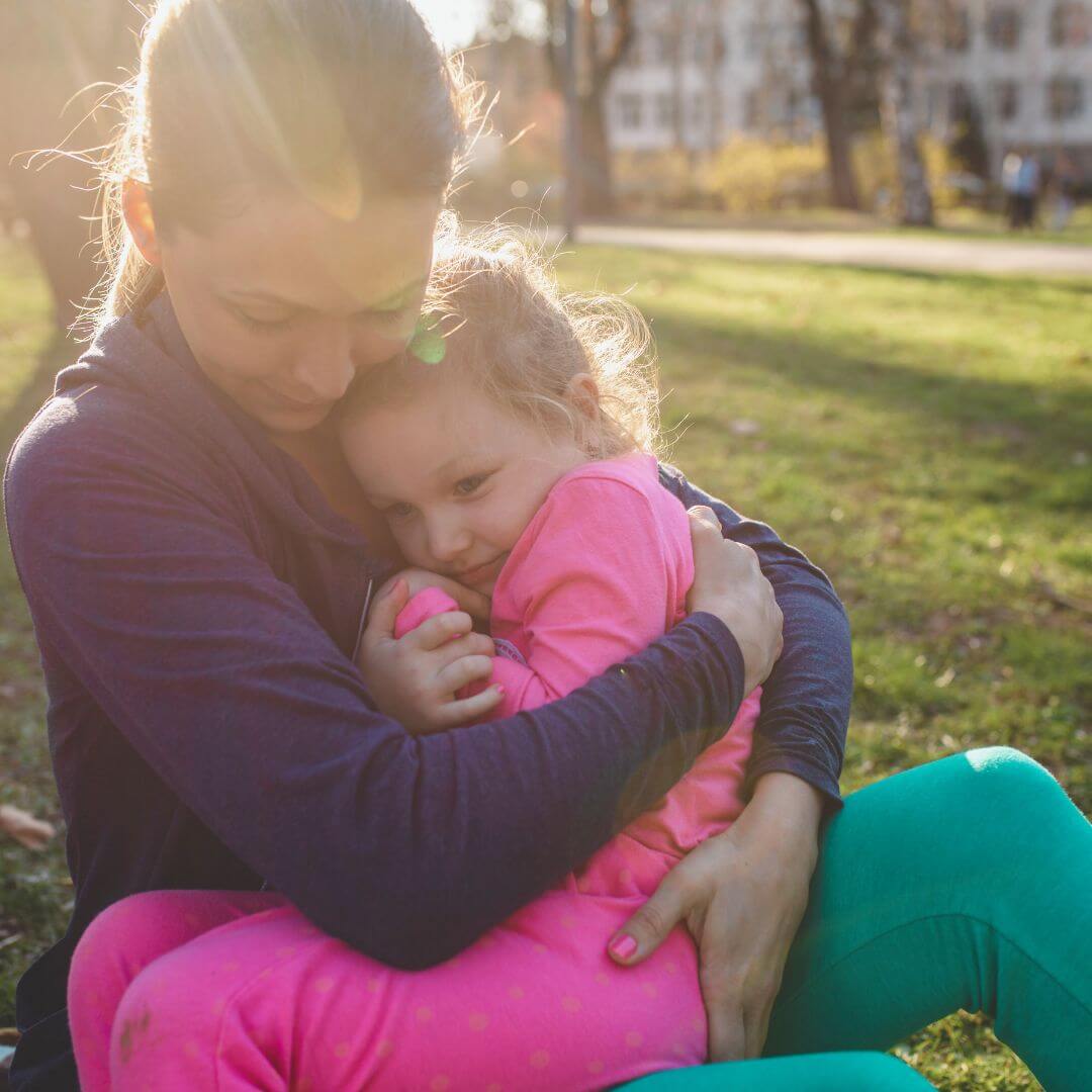 Wenn Mütter nach der Trennung Angst haben ihr Kind zu verlieren Stark nach Trennung Claudia Kielmann